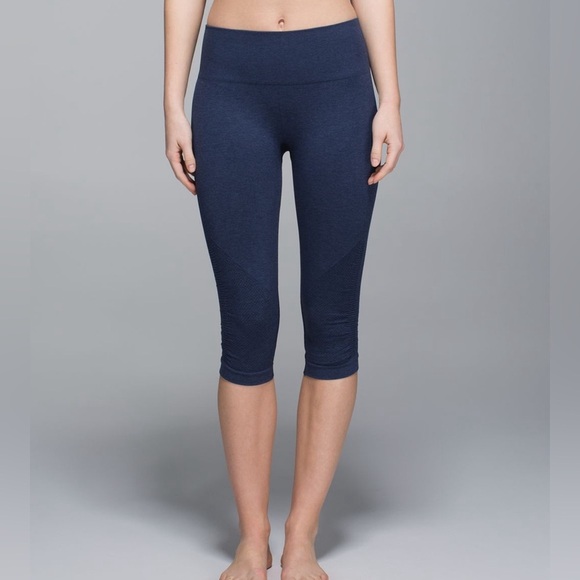 Lululemon In The Flow Crop II Leggings Heathered Deep Navy Size 6 - Picture 2 of 6